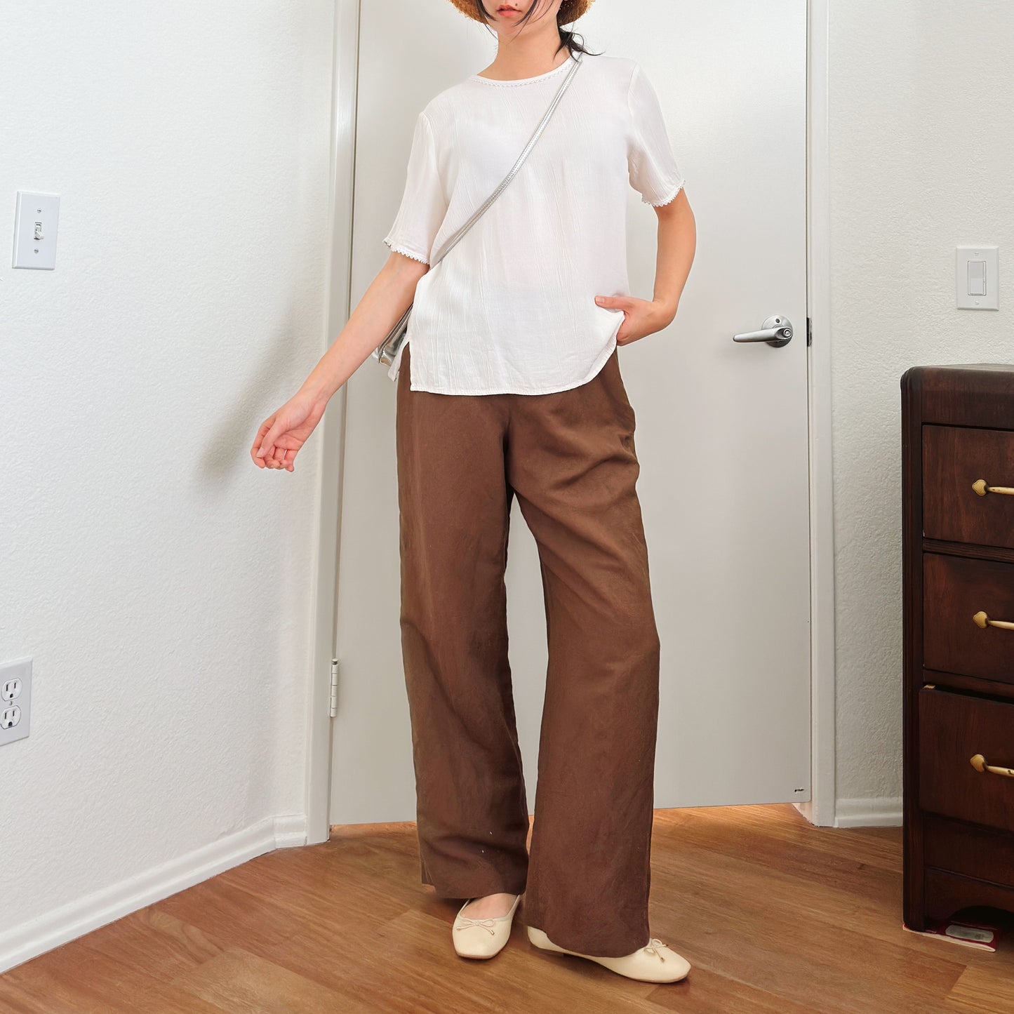 80's Textured Cream Short Sleeve Blouse | M/L