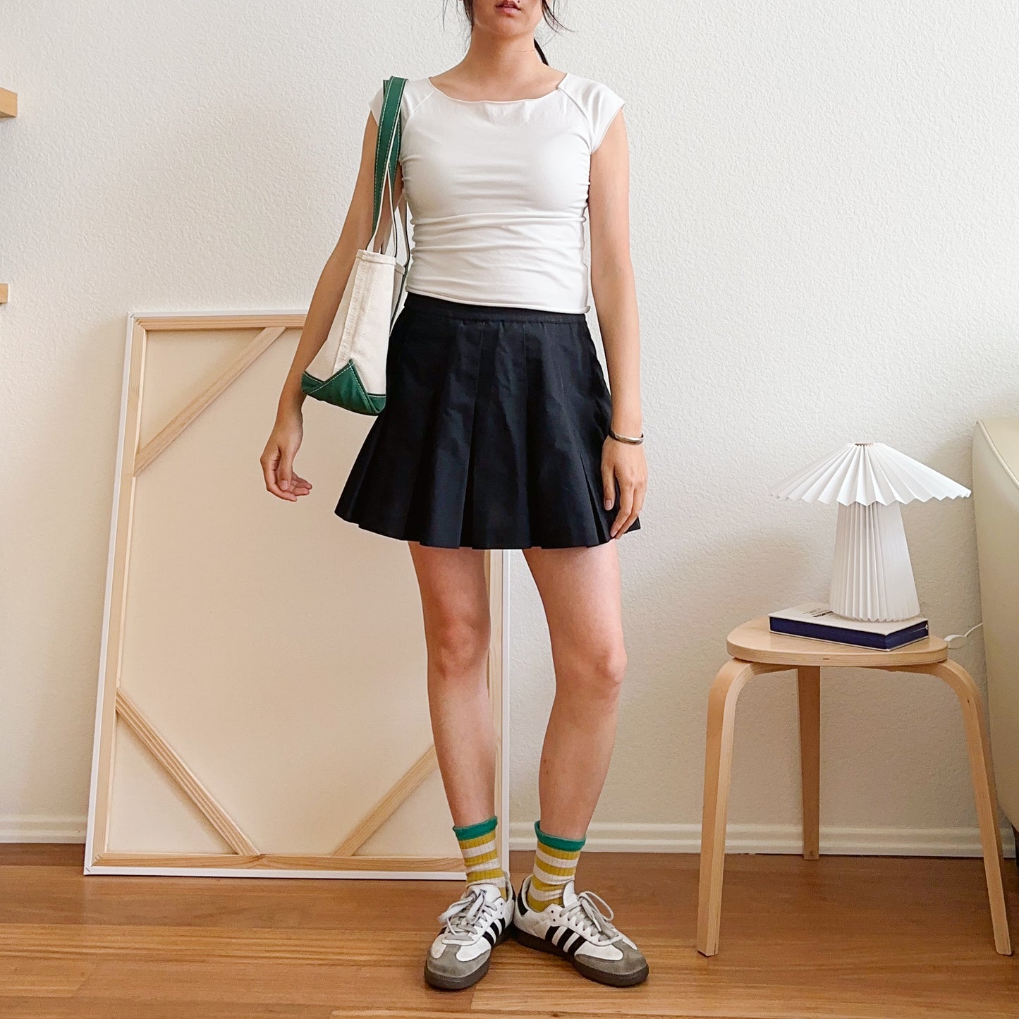80's Black Pleated Skirt | S