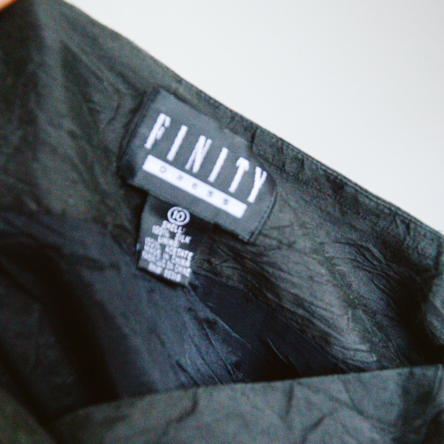 90's Black Empire Waist Crinkle Silk Dress | L