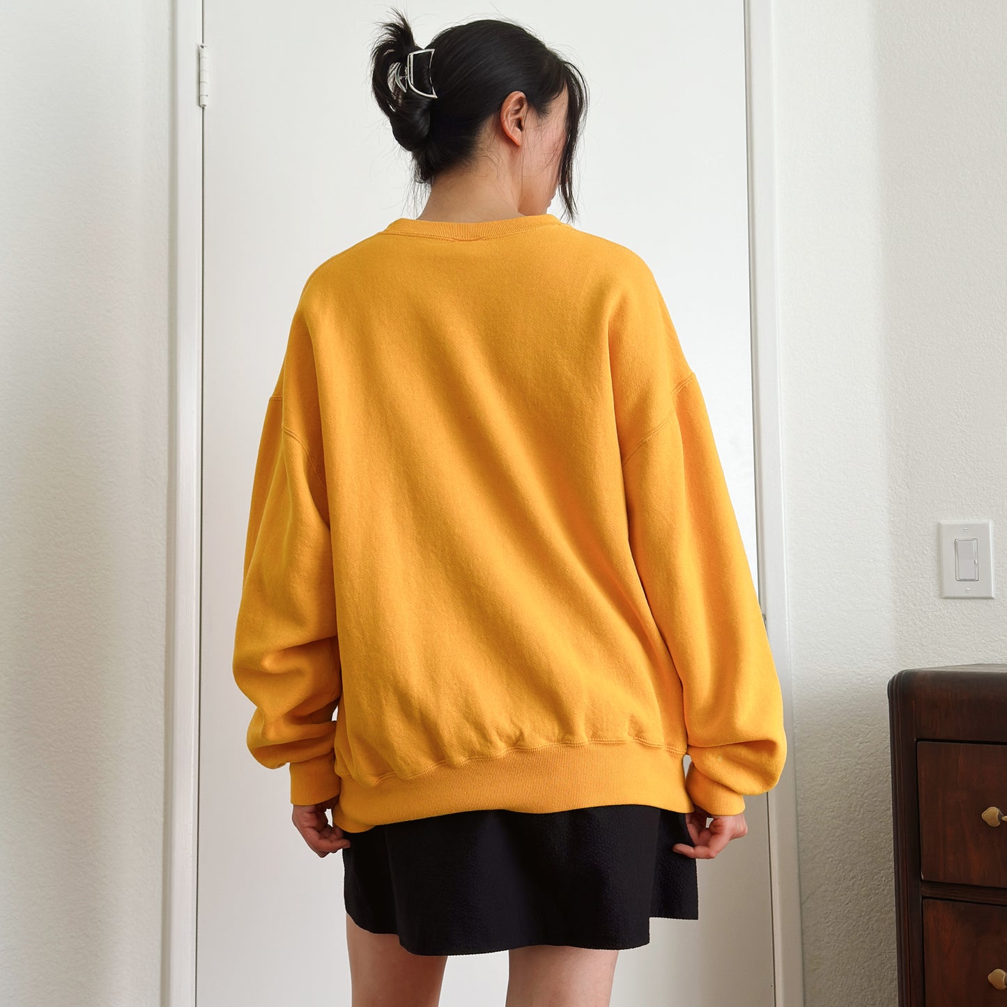 Men's Y2K Yellow USA Spellout Sweatshirt | XL