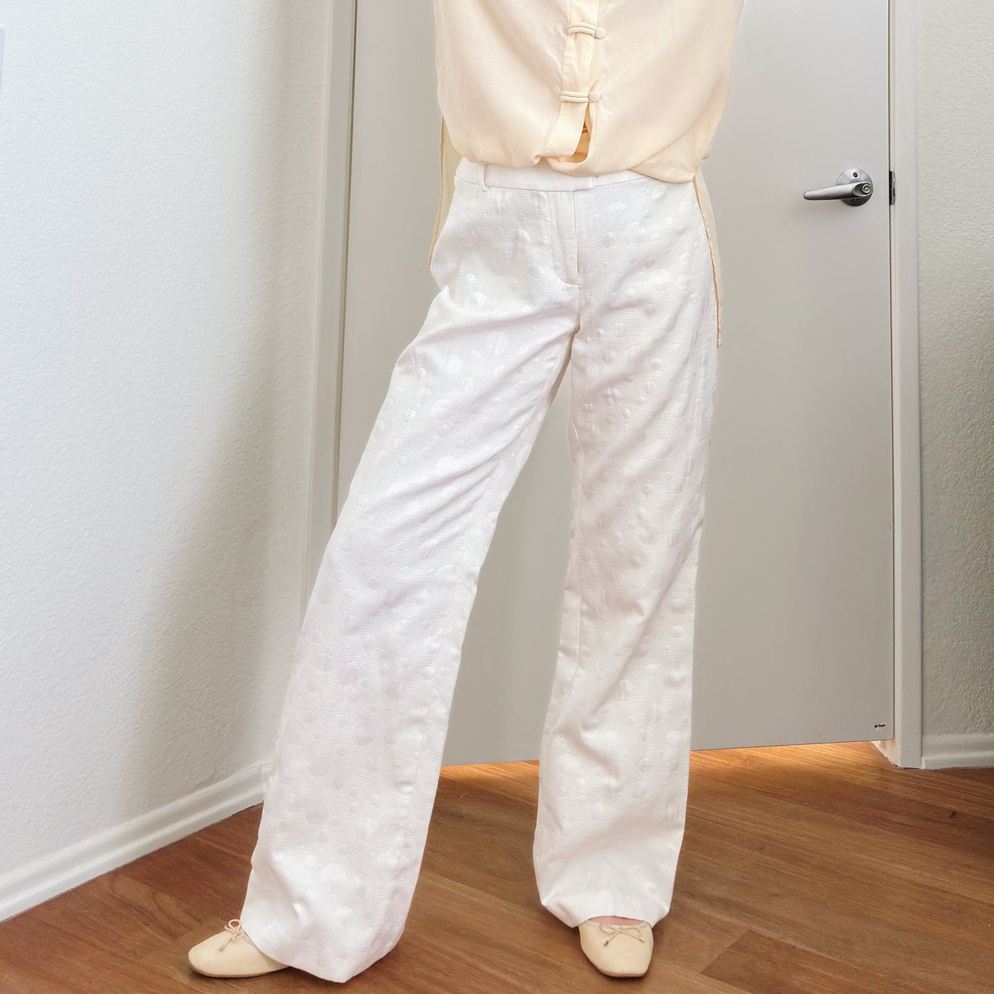 White Bubble Texture Trousers | M