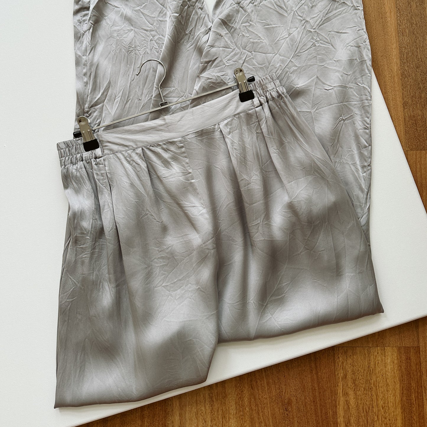 Y2K Gray Silk Lounge Pants | M