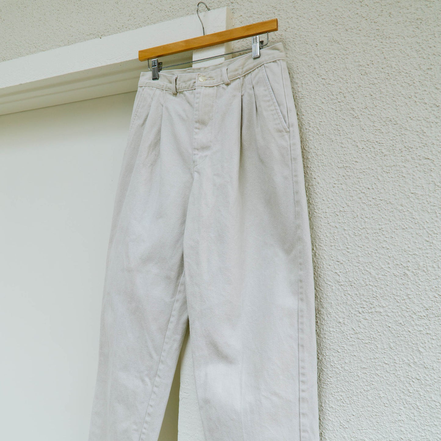 80's Pleated Ivory Jeans | M