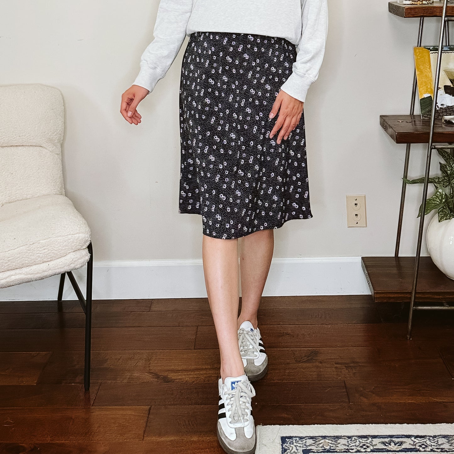 90's Ditsy Floral Dot Skirt | L