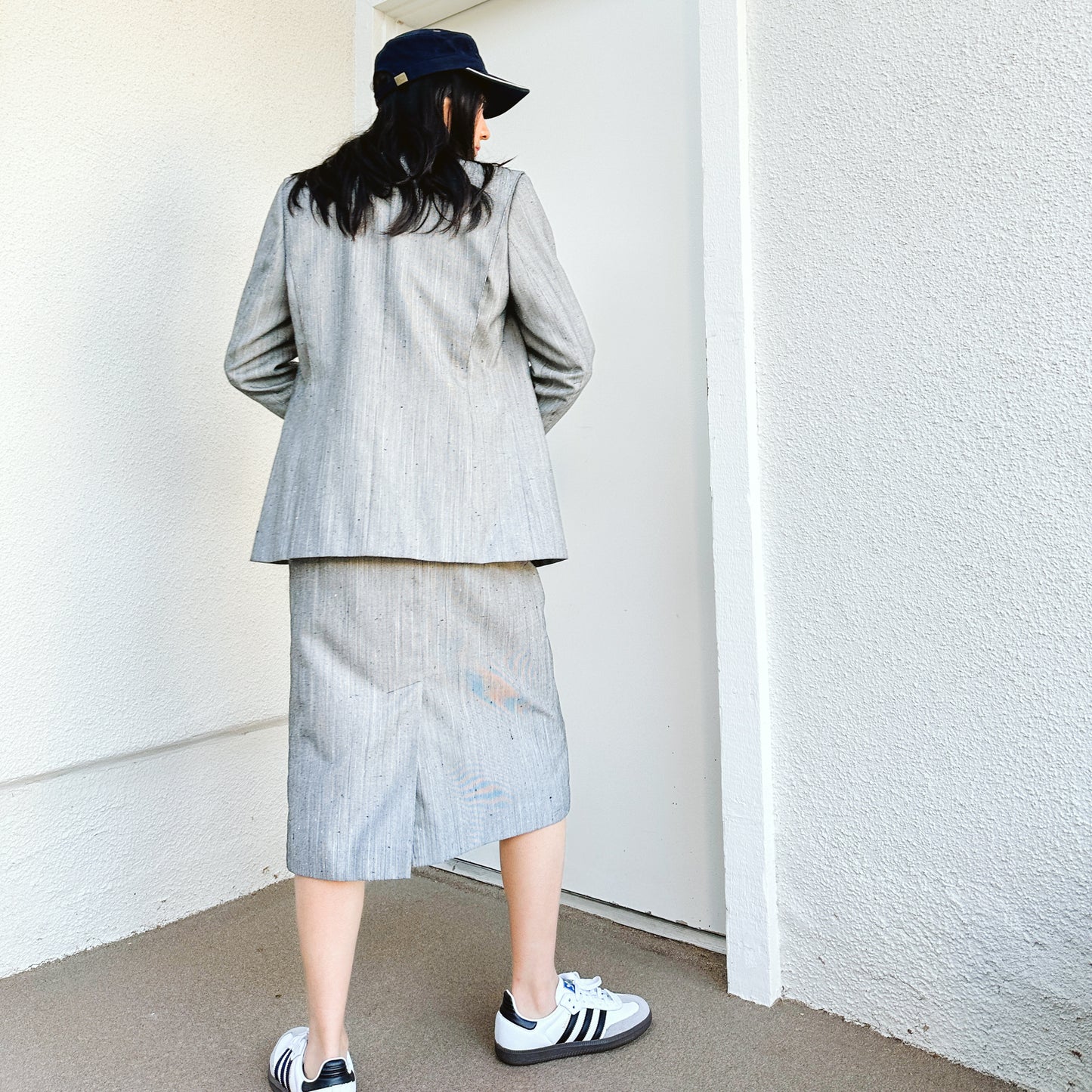 90's Gray Textured Blazer Skirt Set | M