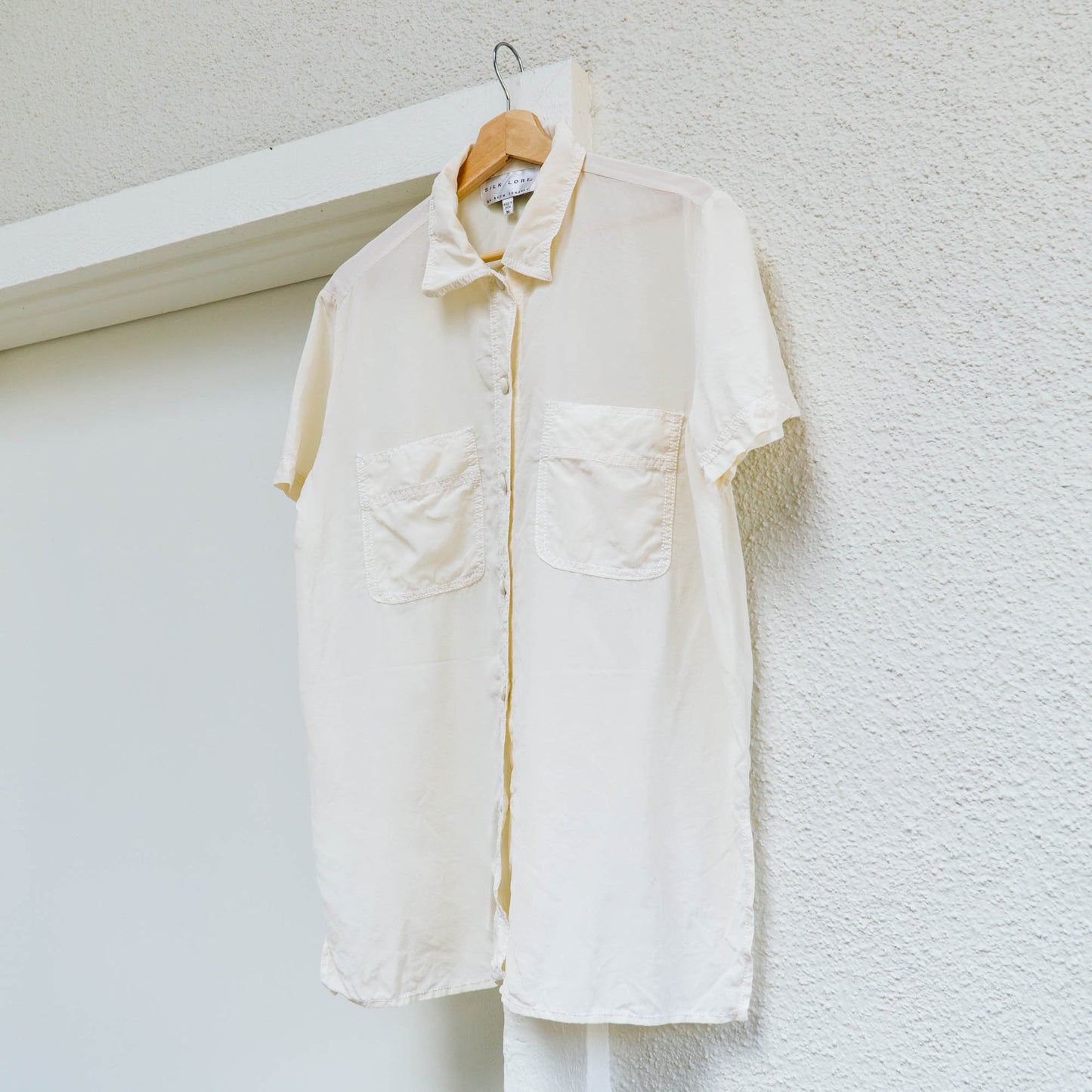 90's Short Sleeve Silk Shirt | M