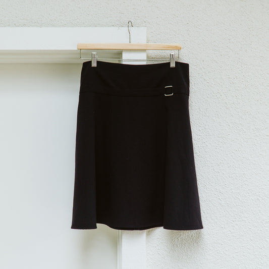 Black Buckle Detail Knee Length Skirt | L