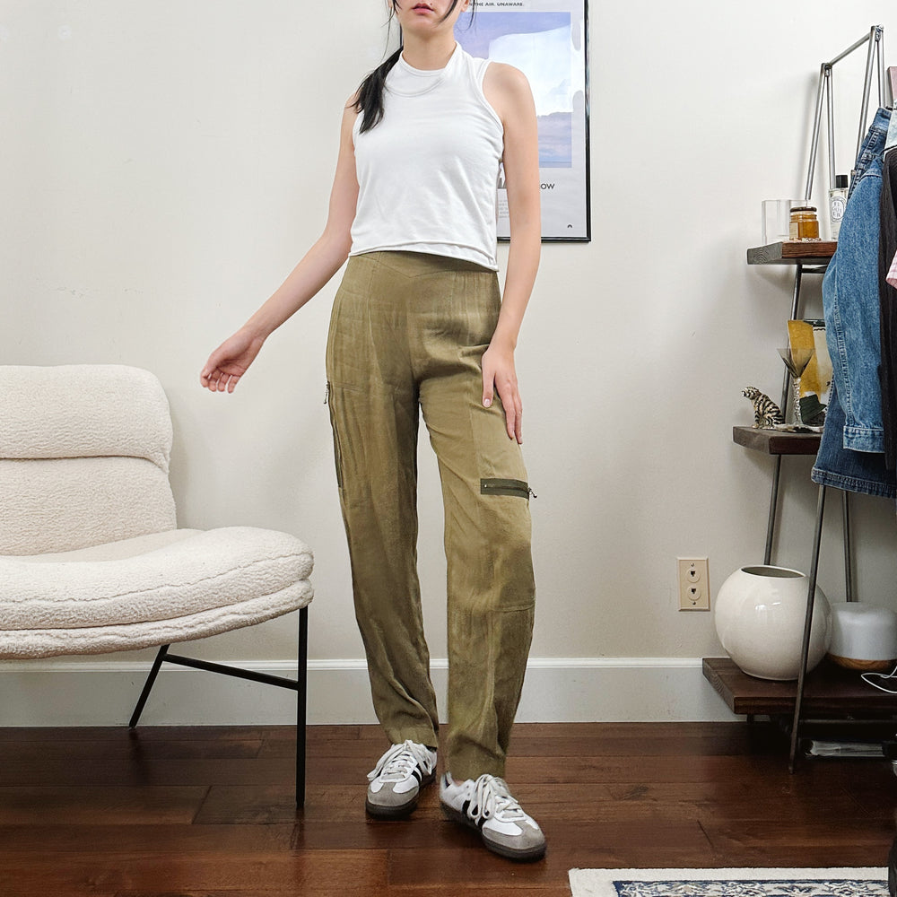 Green Drape Cargo Pants | S/M