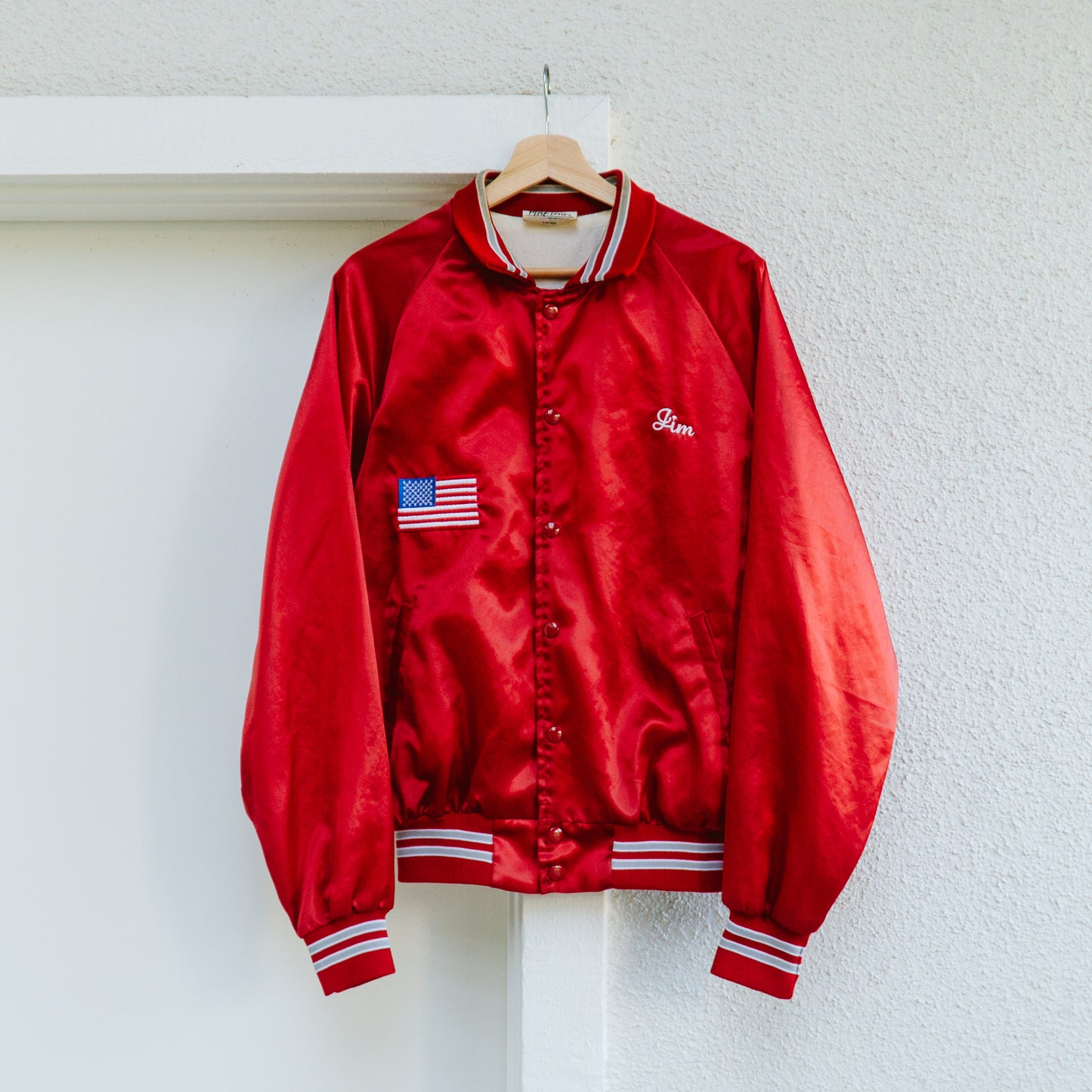 Men's 90's Red Satin Bomber Jacket | L