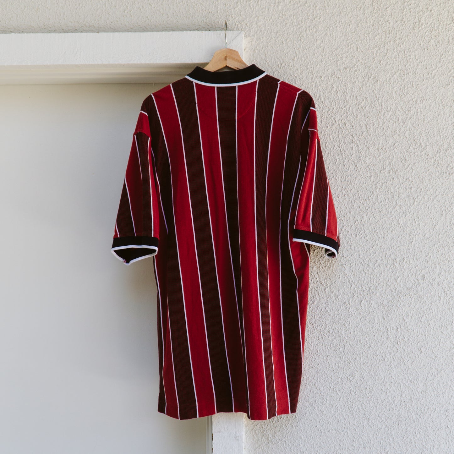 Men's 90's Red Vertical Stripe Polo Shirt | XL