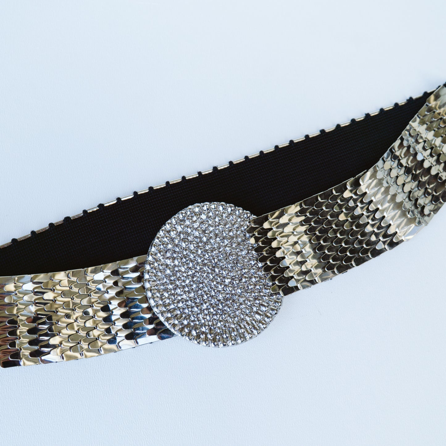 Silver Tone Medallion Chain Belt | M/L