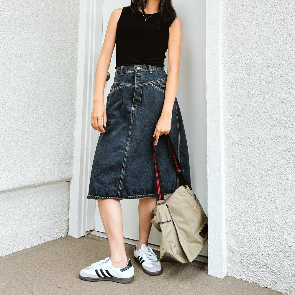 Y2K Black Contrast Stitch Denim Skirt | XL