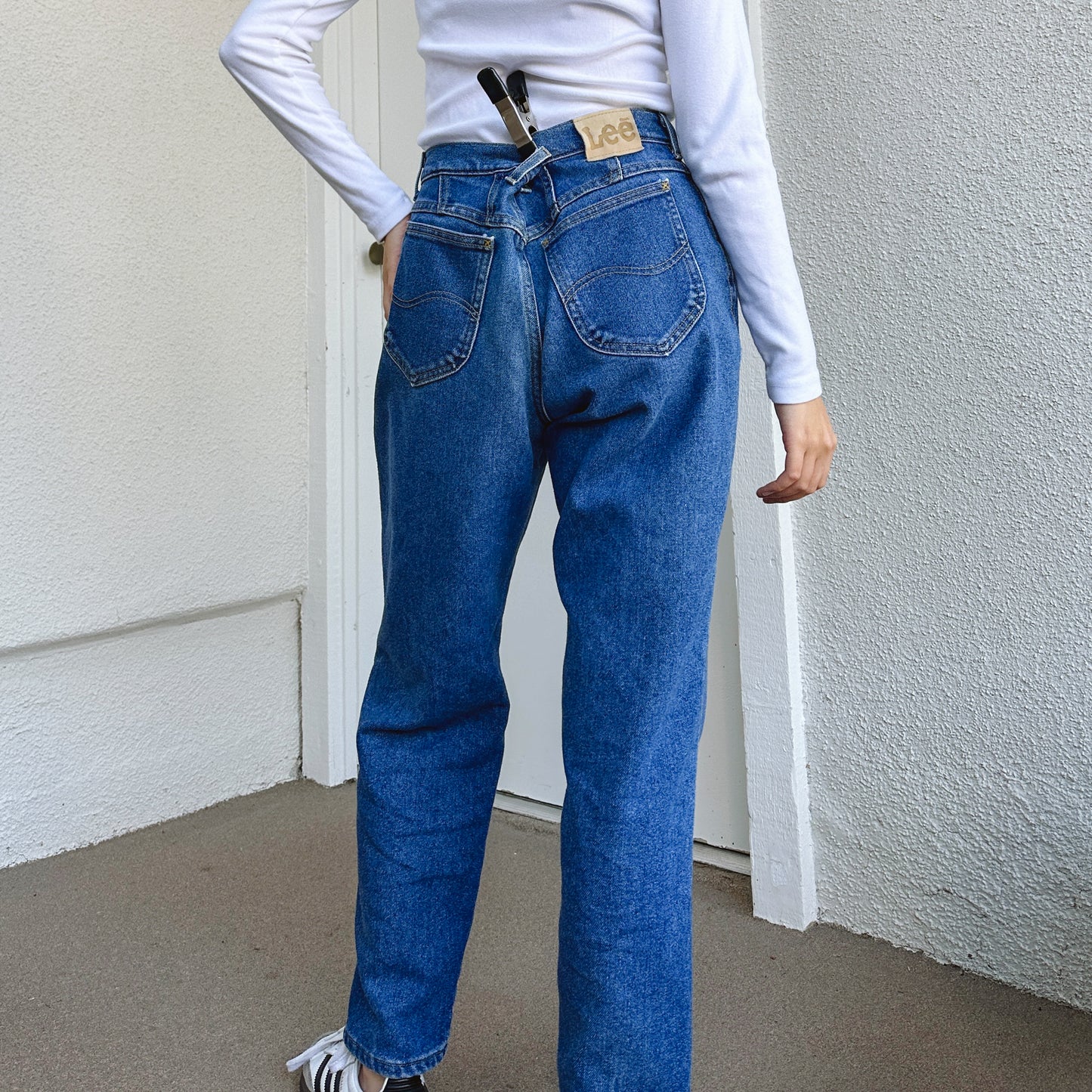 Y2K Lee 32x28 Blue Jeans | L