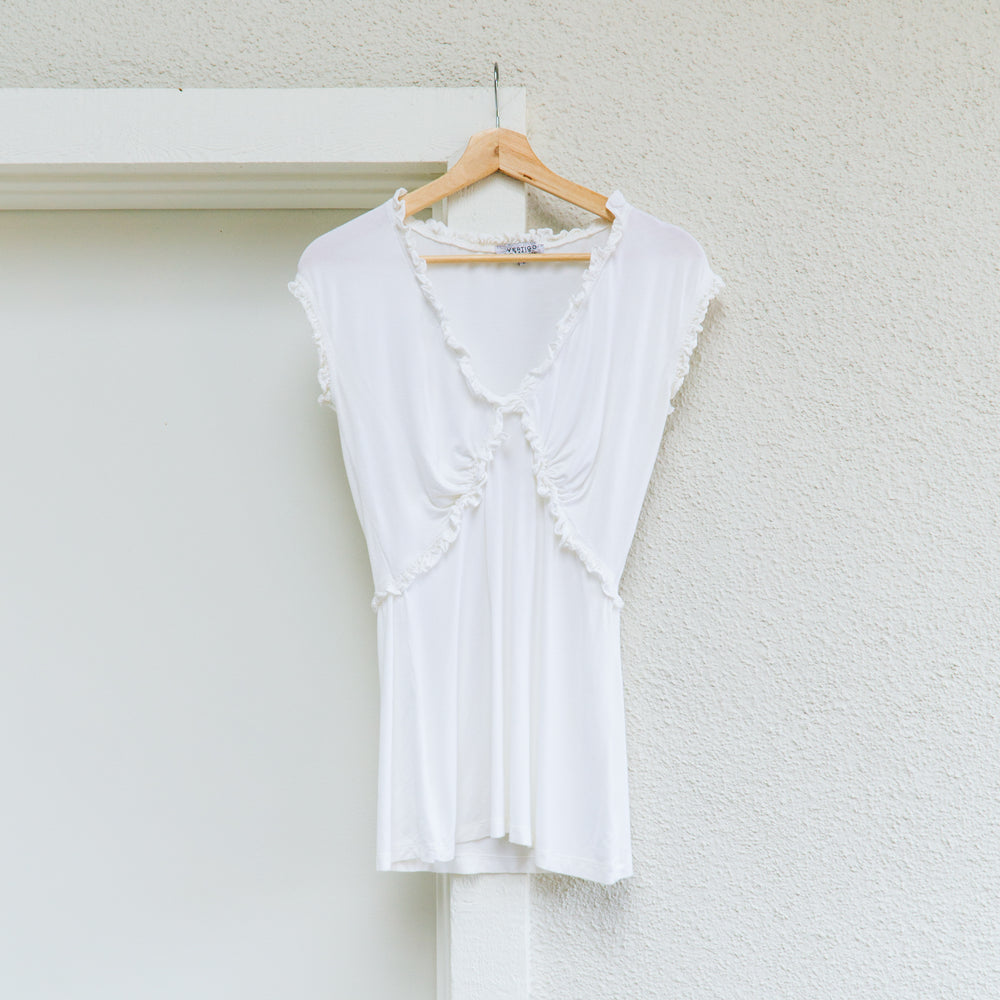 Y2K White Ruffle Jersey Blouse | M/L