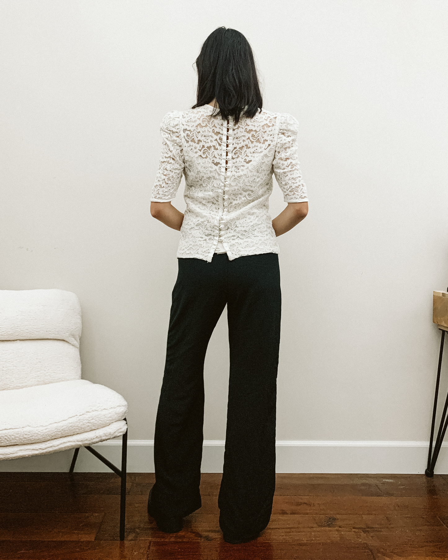 80's Pearl and Lace Puff Blouse | S/M